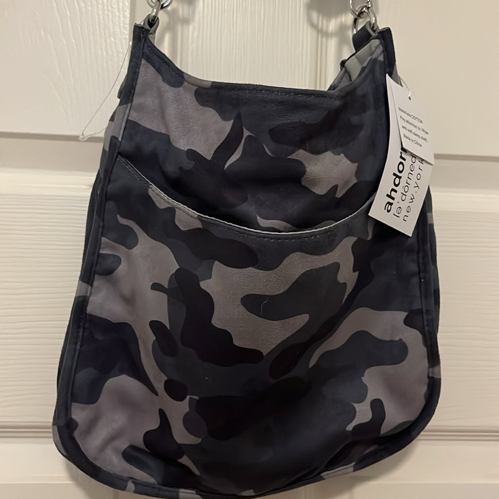 Ah dorned gray camouflage crossbody purse with interchangeable strap NWT